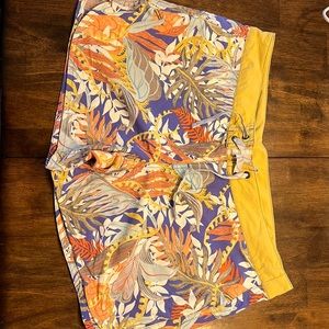 Size 10 Patagonia flower shorts.